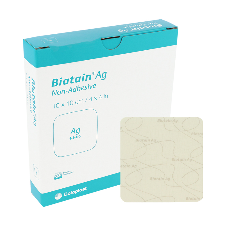 Biatain AG silberhaltiger Schaumverband 10 x 10 cm (5 Stück)